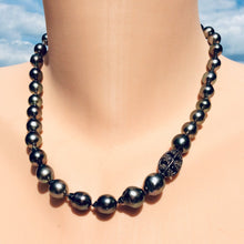 Carica l'immagine nel visualizzatore di Gallery, Tahitian Baroque Pearls Champagne Diamond Necklace