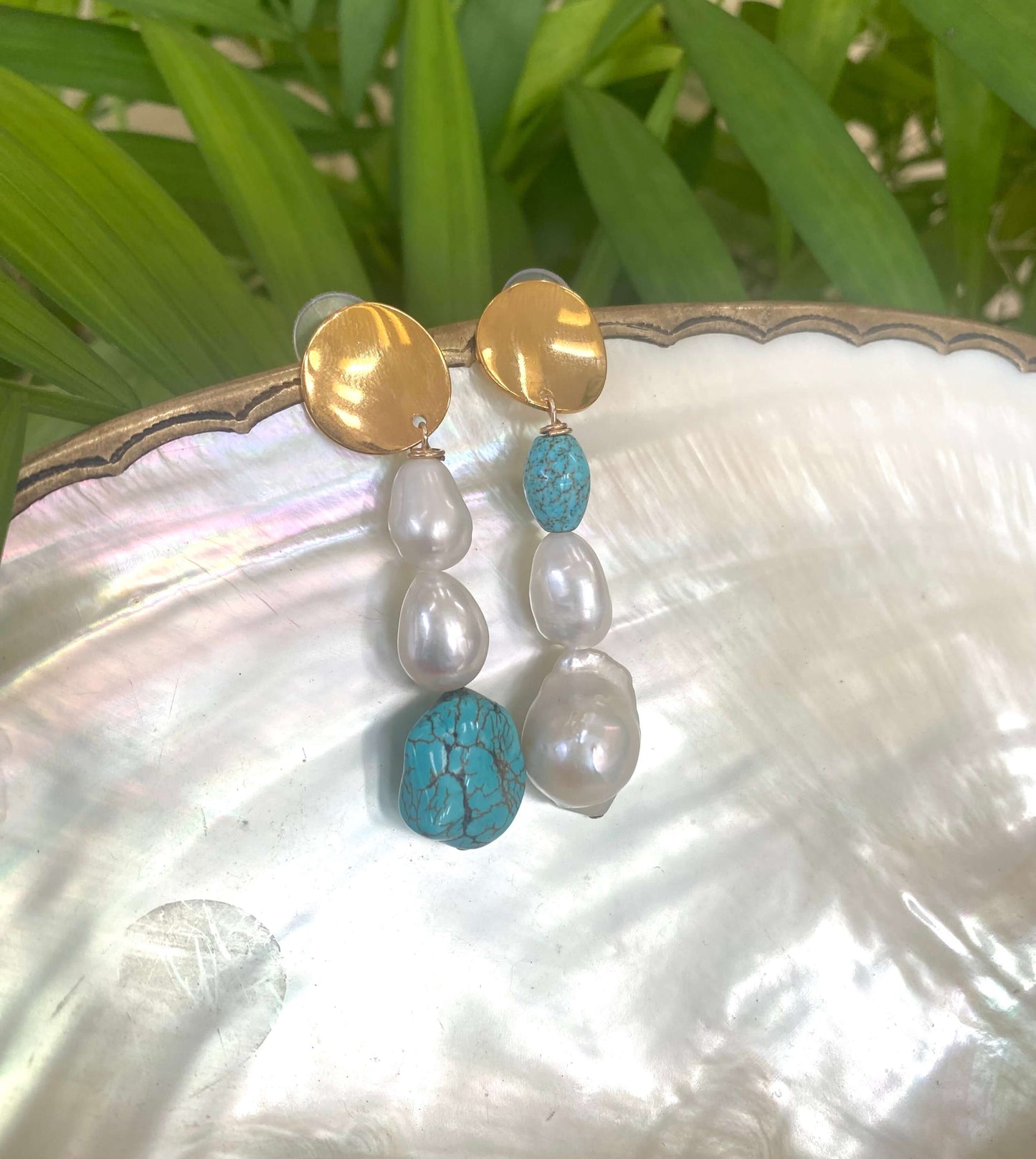 Boucles d'oreilles pendantes en or, perles baroques d'eau douce et turquoise