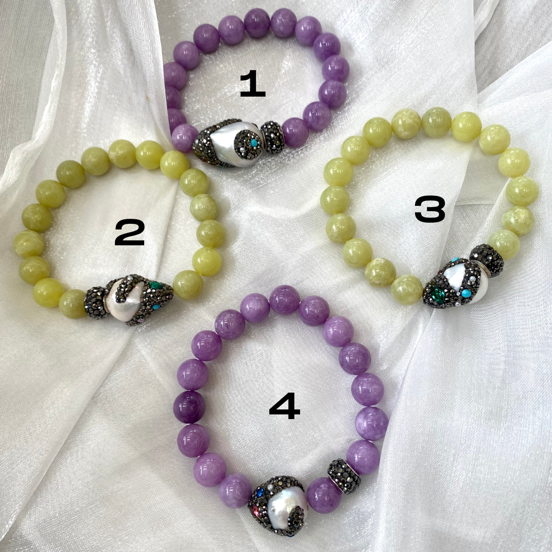 Jade pearl bracelet color options displayed