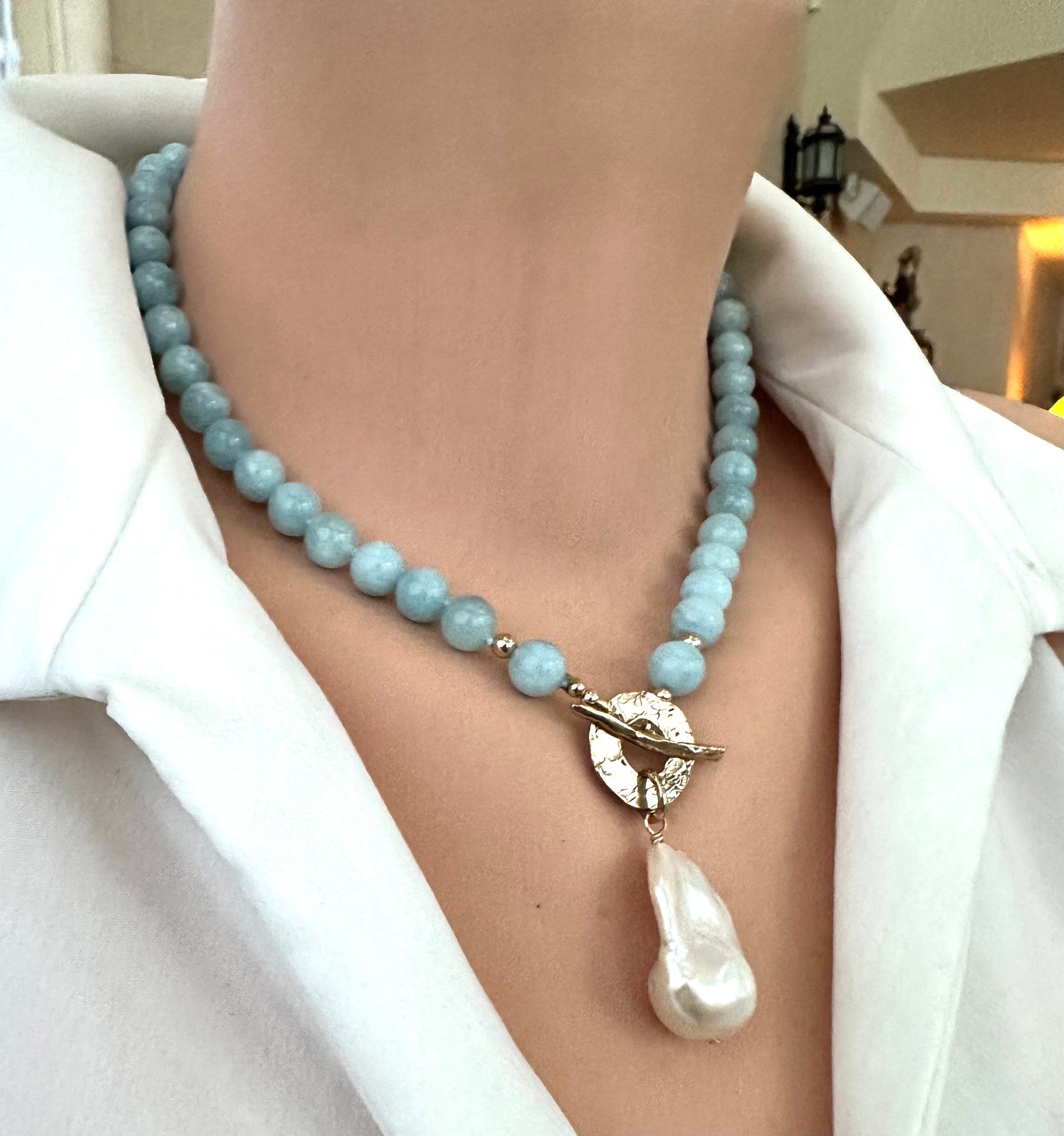 Aquamarine pearl necklace elegant design with freshwater baroque pearl pendant and aquamarine beads