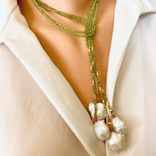 Lade das Bild in den Galerie-Viewer, Single Strand of Green Peridot and two Large Baroque Pearls Beaded Lariat Necklace, August Birthstone, 42&quot;inches
