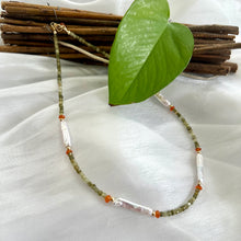 Cargar imagen en el visor de la galería, Dainty Tsavorite Green Garnet, Carnelian &amp; White Bar Pearls Beaded Necklace, Gold Filled 17&quot;-18.5&quot;inches
