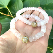 Cargar imagen en el visor de la galería, Rose Quartz Candy Bracelet, Gold Plated, Pink Rose Quartz Stretchy Bracelet,January Birthstone
