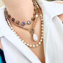 Charger l&#39;image dans la galerie, Heart-Shaped Bronze Pearl Choker &amp; Amazonite Necklace, GV, 16.5&quot;
