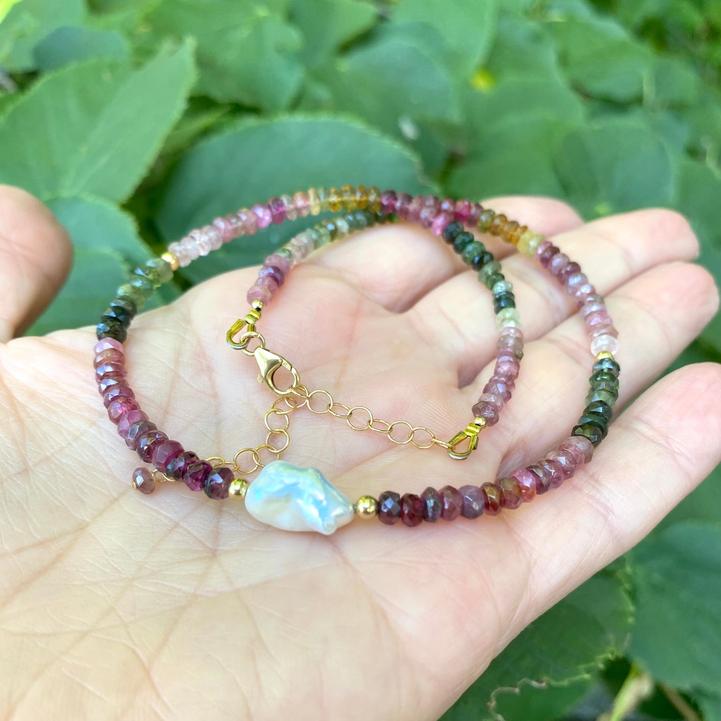 Tourmaline Choker Necklace with a Pearl