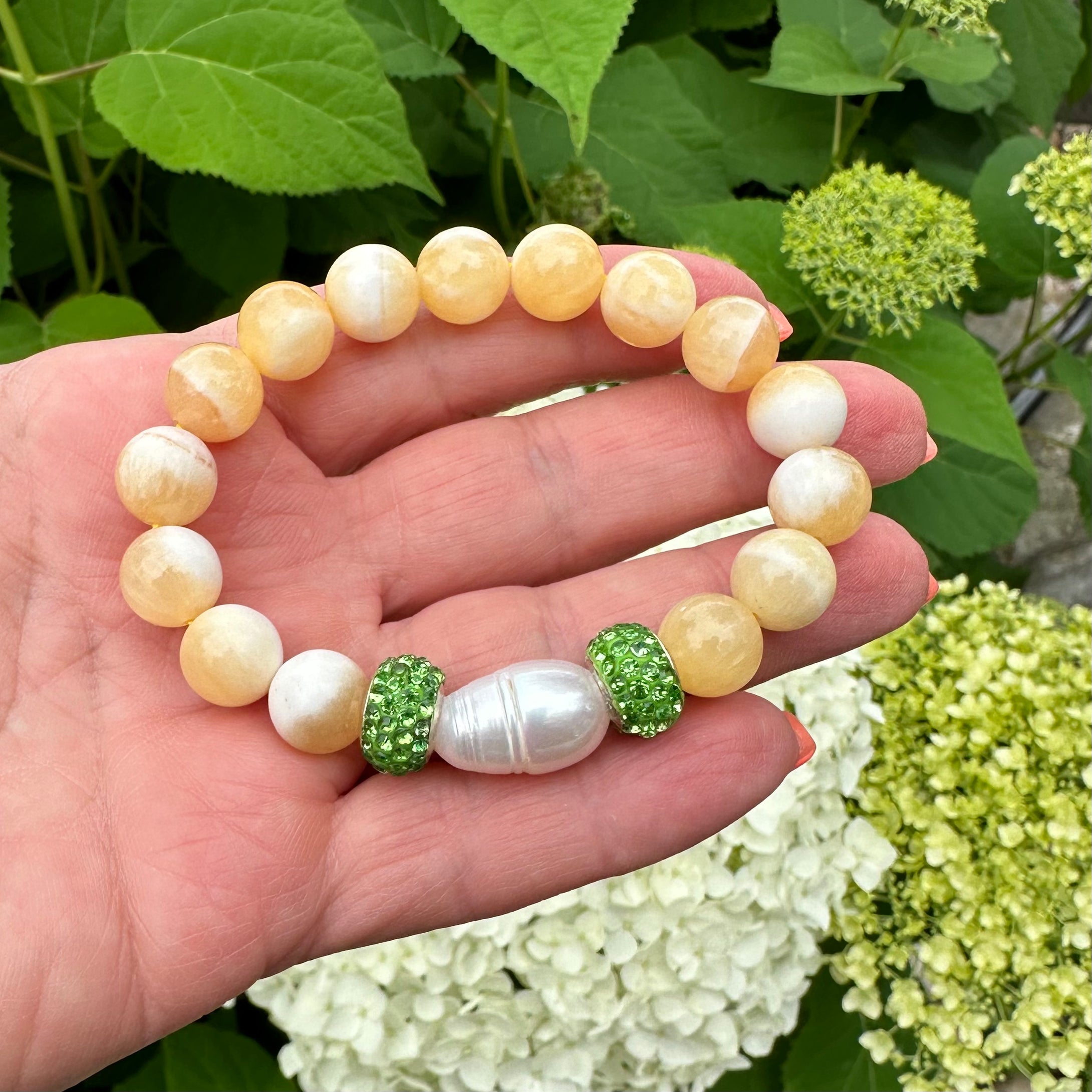 Honey Jade Stretch Bracelet with large freshwater pearl and Green Rhinestones Pave Beads in Middle