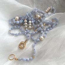 Lade das Bild in den Galerie-Viewer, Versatitle Blue Lace Agate and freshwater pearl rope necklace
