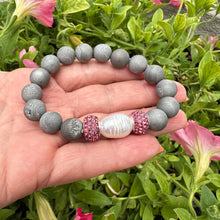 Load image into Gallery viewer, Silver Gray Druzy Agate Beads &amp; Pearl Stretch Bracelet with Pink Polymer Clay Rhinestones, 7&quot;inches
