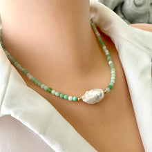Lade das Bild in den Galerie-Viewer, Chrysoprase Necklace with Freshwater Baroque Pearl, Gold Filled Details, 17.5&quot;inches
