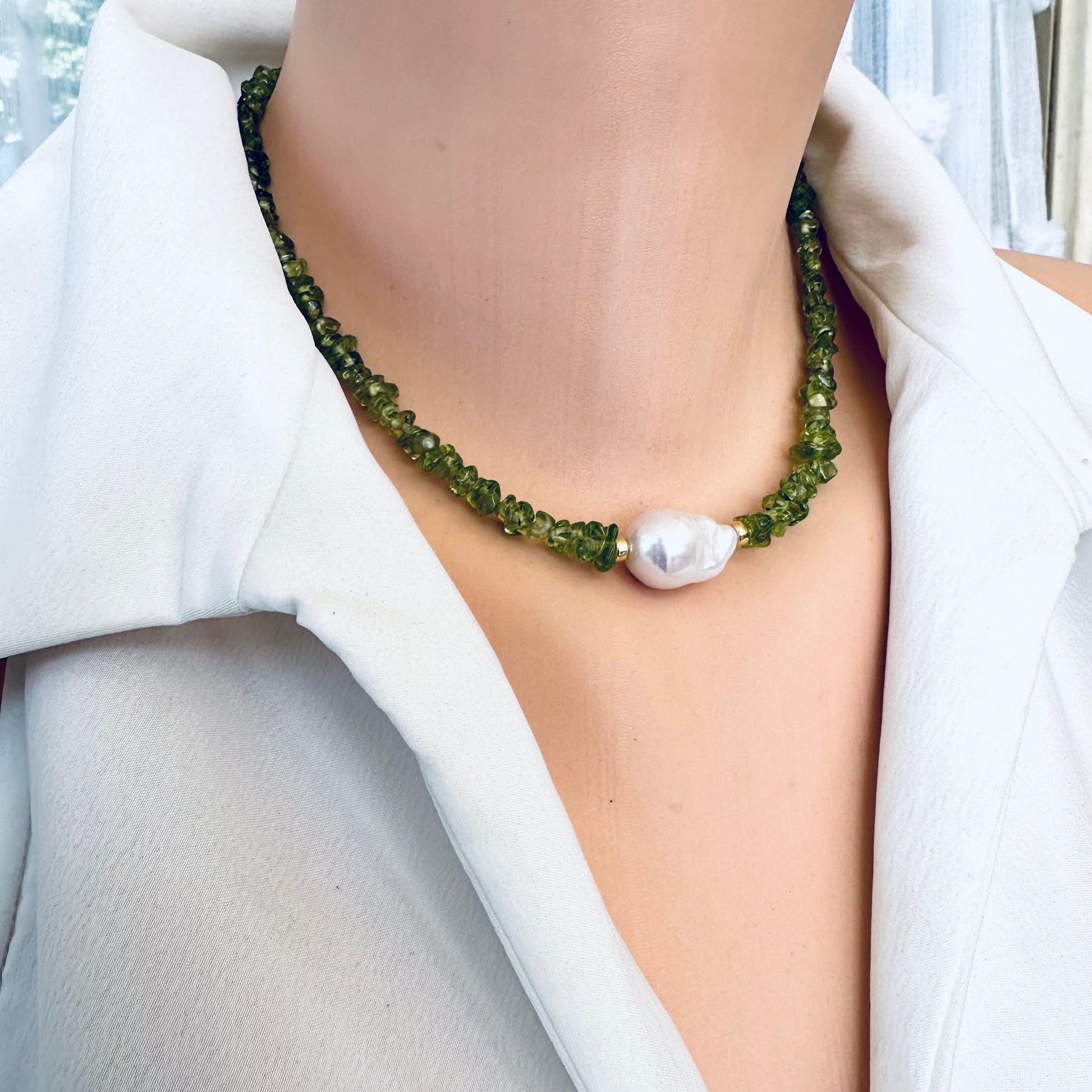 Baroque pearl peridot necklace minimalist handmade necklace with freshwater pearl