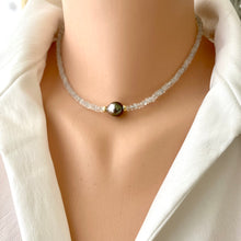 Lade das Bild in den Galerie-Viewer, Dainty Light Aquamarine Choker Necklace &amp; Grey Tahitian Baroque Pearl, Gold Filled, 15&quot;inch, March Birthstone
