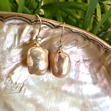 Lade das Bild in den Galerie-Viewer, Golden Baroque Pearl Drop Earrings with CZ | Gold Vermeil Plated Silver Fish Hooks
