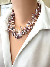 Cargar imagen en el visor de la galería, Spectacular Purplish Long Stick Biwa Pearl Necklace, 18&quot;
