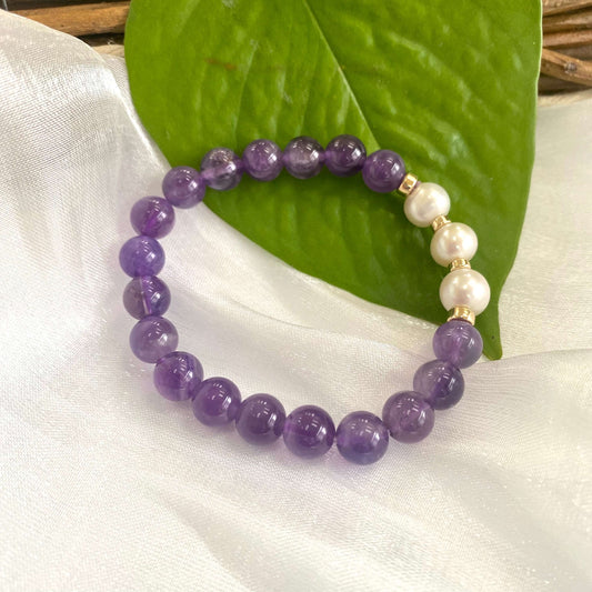 Amethyst Pearl Bracelet close-up on white cloth – individual gold filled design