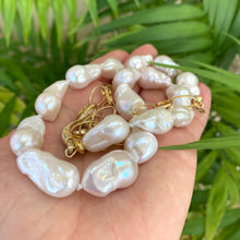 Charger l&#39;image dans la galerie, Asymmetric White Baroque Pearl &amp; Chunky Gold Vermeil Chain Necklace | Stylish Vermeil Push Lock Clasp | 24.5’inches
