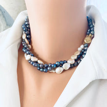 Cargar imagen en el visor de la galería, Multi Strand Twisted Black &amp; White Pearl Necklace, 17&quot;
