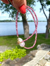 Cargar imagen en el visor de la galería, Pink Tourmaline &amp; Baroque Pearl Necklace
