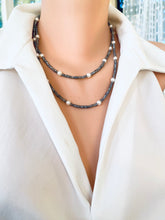 Carica l&#39;immagine nel visualizzatore di Gallery, Labradorite &amp; Pearl Long Necklace For Woman-40&quot;
