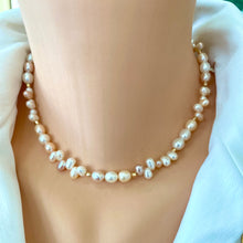 Cargar imagen en el visor de la galería, Freshwater Pastel Pearls Toggle Necklace with Gold Filled Details, June Birthstone Gift for Her, 16&quot;inc
