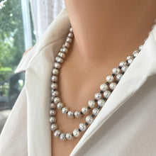 Carica l&#39;immagine nel visualizzatore di Gallery, Light Grey Fresh Water Pearls and Spinel Long Necklace,Silver, 41&quot;inches
