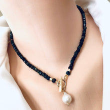 Cargar imagen en el visor de la galería, Black Turquoise Toggle Necklace with Baroque Pearl Pendant, Gold Plated, 16&quot;inches
