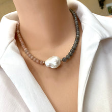 Cargar imagen en el visor de la galería, Sunstone and Labradorite Necklace with A White Baroque Pearl, Sterling Silver Beads and Closure
