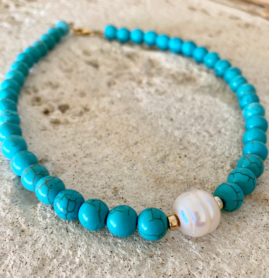 Turquoise howlite pearl choker necklace with blue howlite beads and freshwater pearl