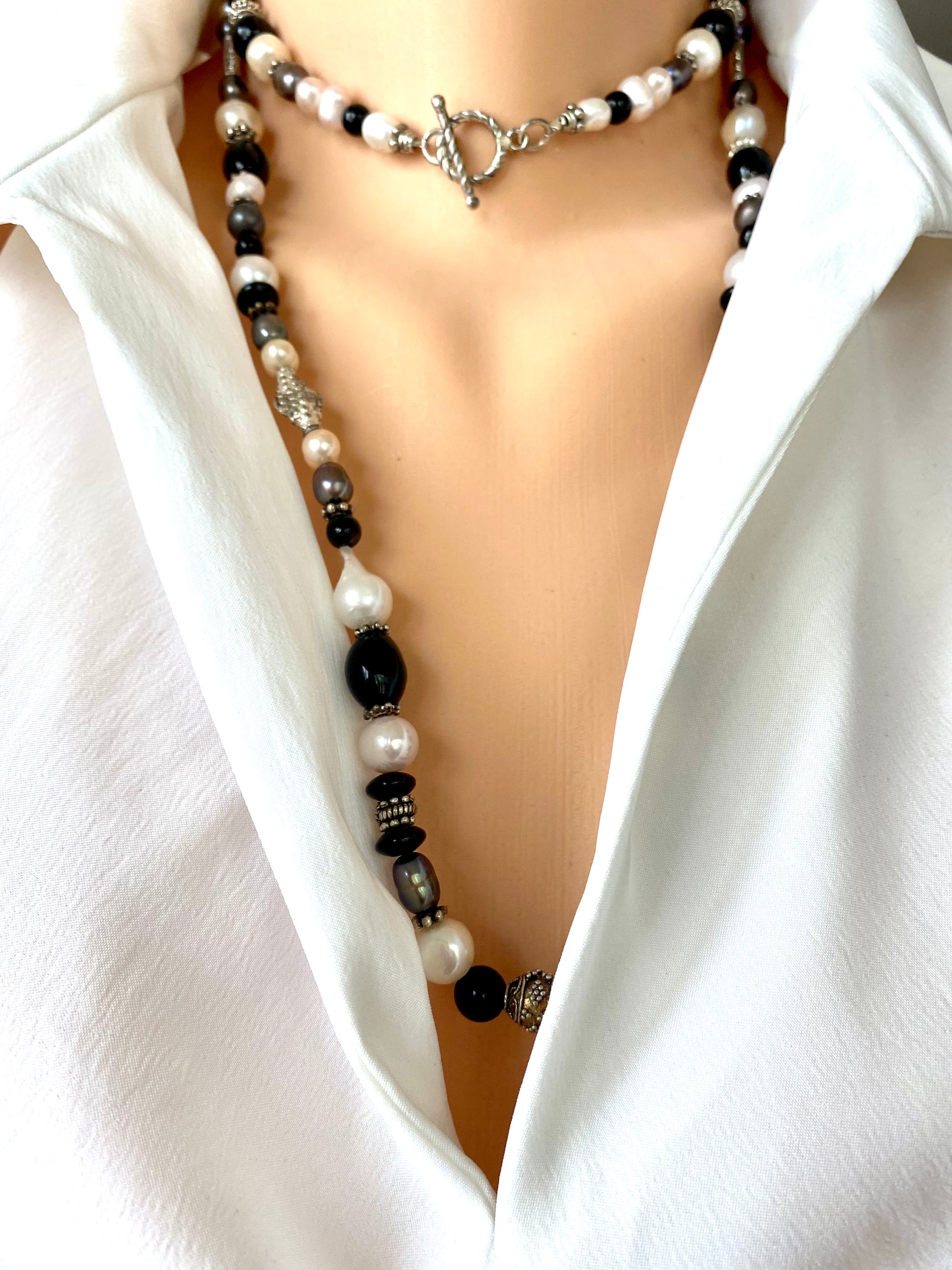 Black onyx pearl long necklace handmade in Canada with baroque pearls and sterling silver toggle clasp