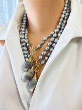 Cargar imagen en el visor de la galería, Real Seashell and Freshwater Grey Pearl Necklace Gray Shell Pendant, 19/20/21”inches
