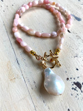 Cargar imagen en el visor de la galería, Genuine Pink Opal Baroque Beads with Honey Bees Toggle Clasp and White Baroque Pearl, Opal Jewelry

