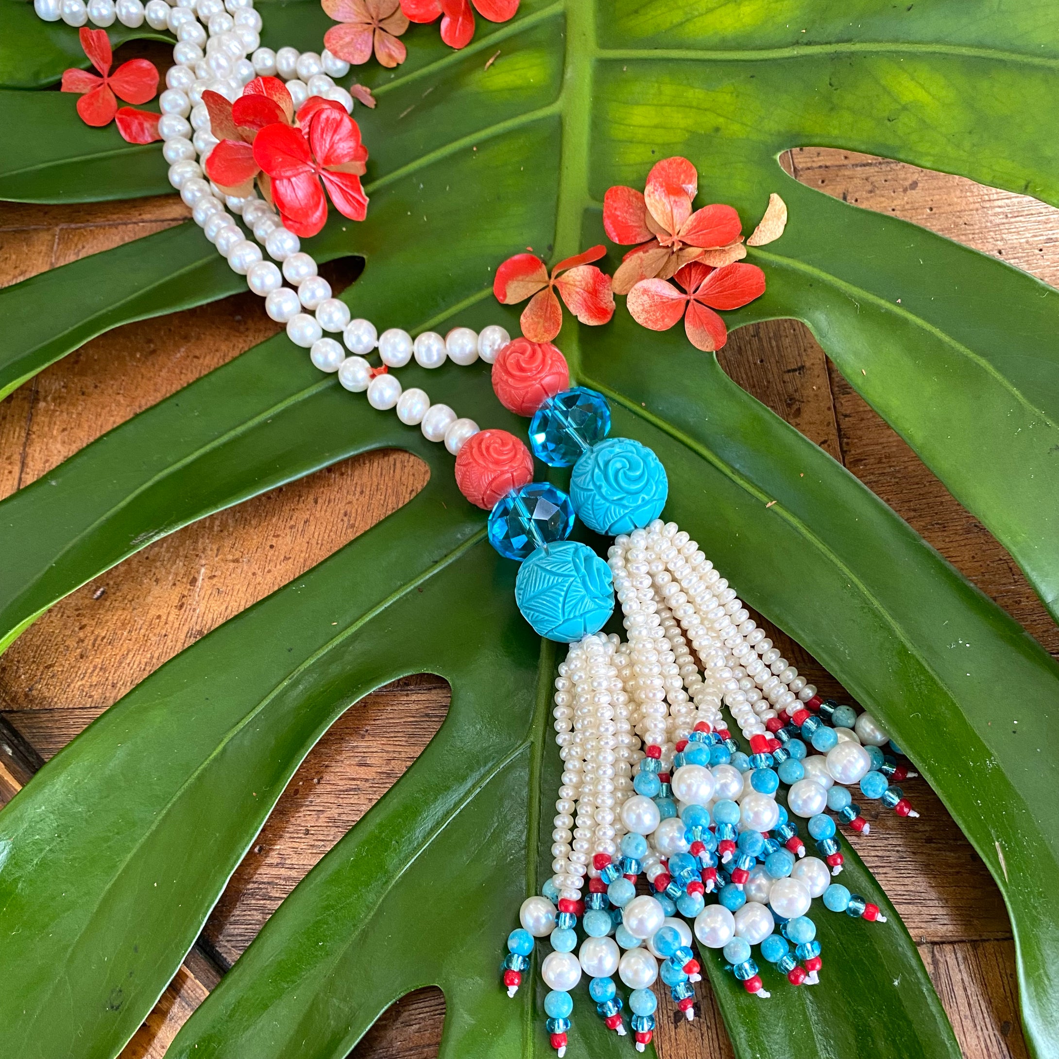 Collier Lariat en Perles avec Corail et Turquoise