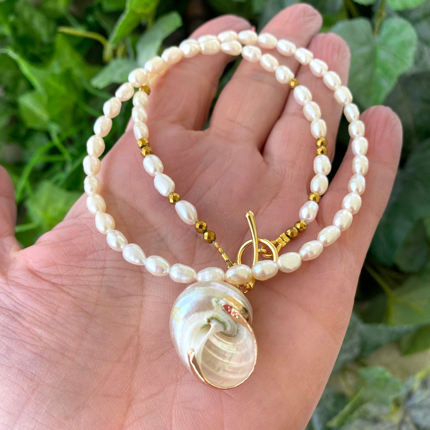 Real Seashell & Freshwater Pearl Beaded Necklace White Shell Pendant, 19