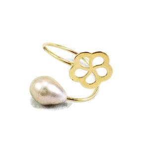 Solid Gold 18K Minimalist Flower Pearl Ring