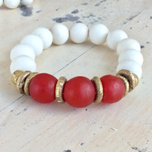 Load image into Gallery viewer, White Wood and Sea Glass Stretchy Bracelet, Chunky Beaded Pebble Bracelet
