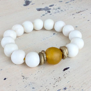 White Wood and Sea Glass Stretchy Bracelet, Chunky Beaded Pebble Bracelet